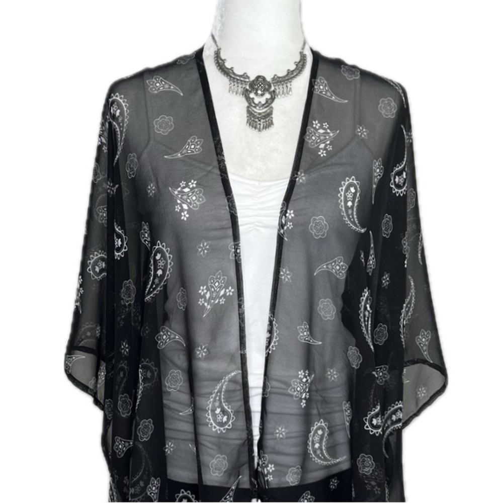 Sheer Paisley Kimono Handkerchief Hem Tassels Black White One Size Cardigan - Picture 16 of 16